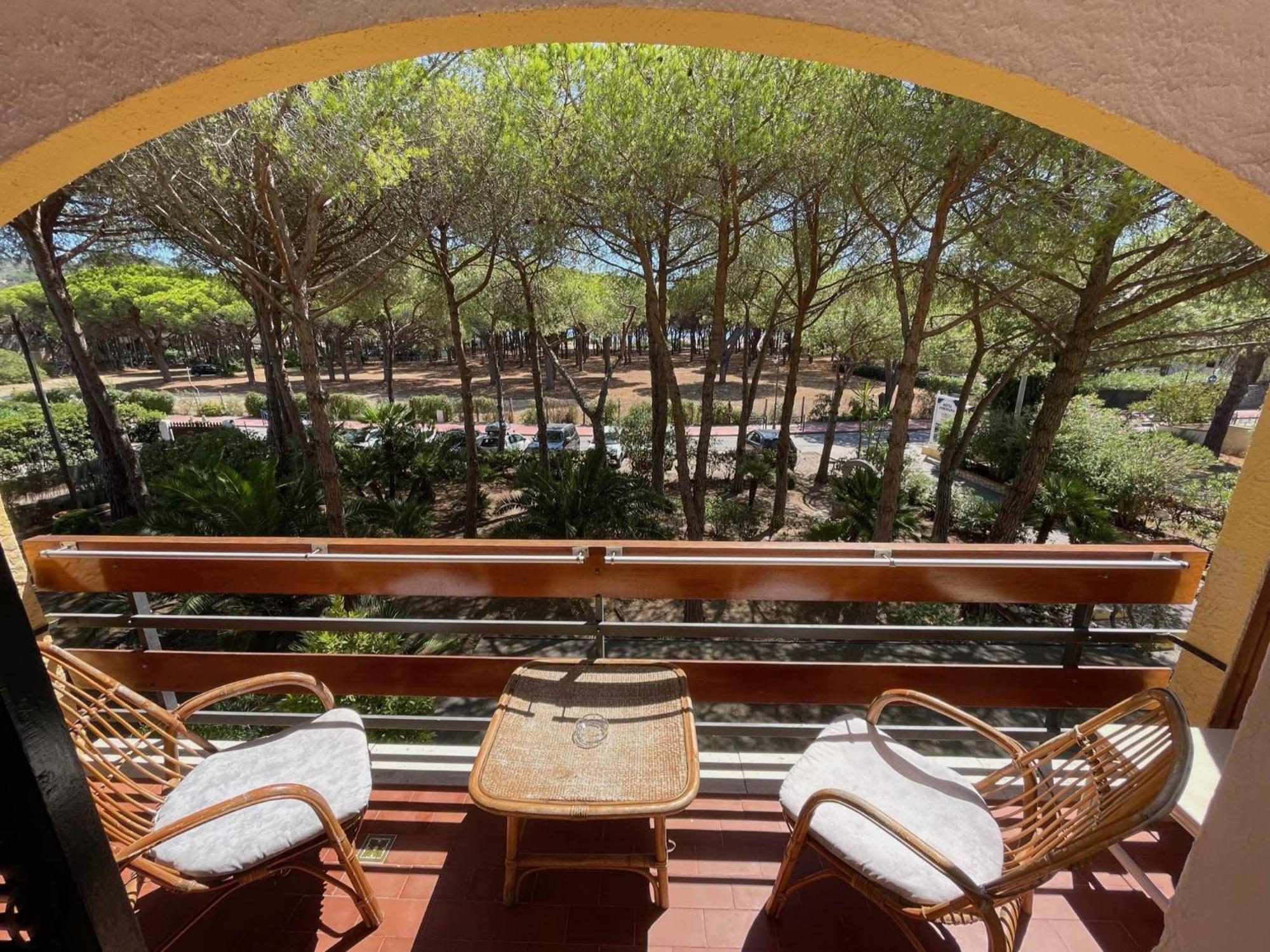 Hotel Meridiana Марина ди Кампо Екстериор снимка