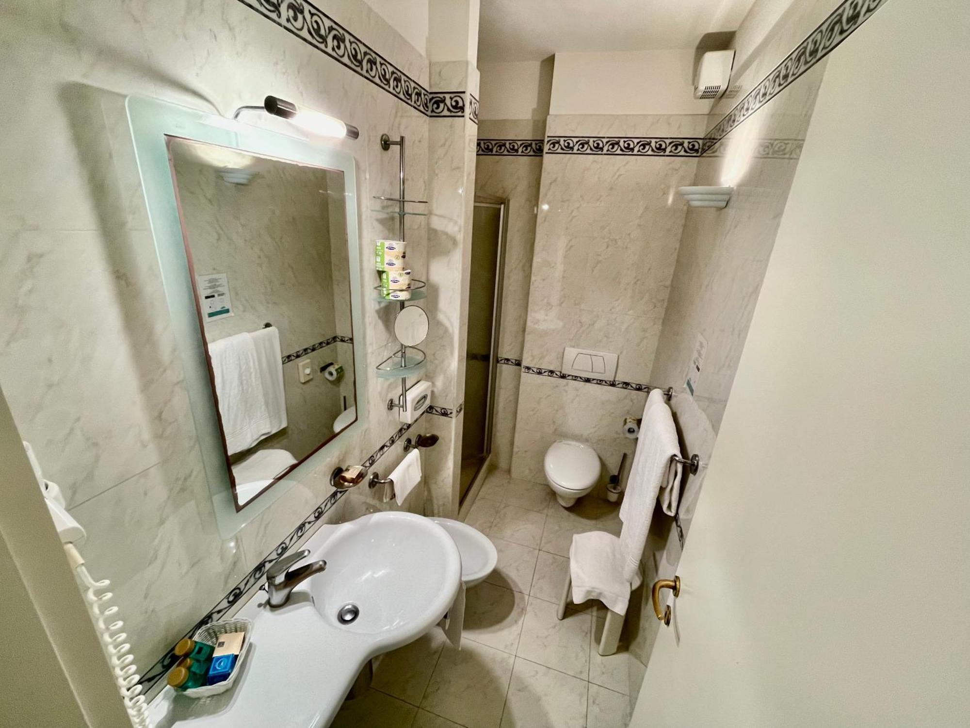 Hotel Meridiana Марина ди Кампо Стая снимка